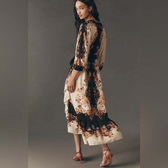 NWT Farm Rio Floral Wrap Midi dress in size Small - Picture 4 of 5